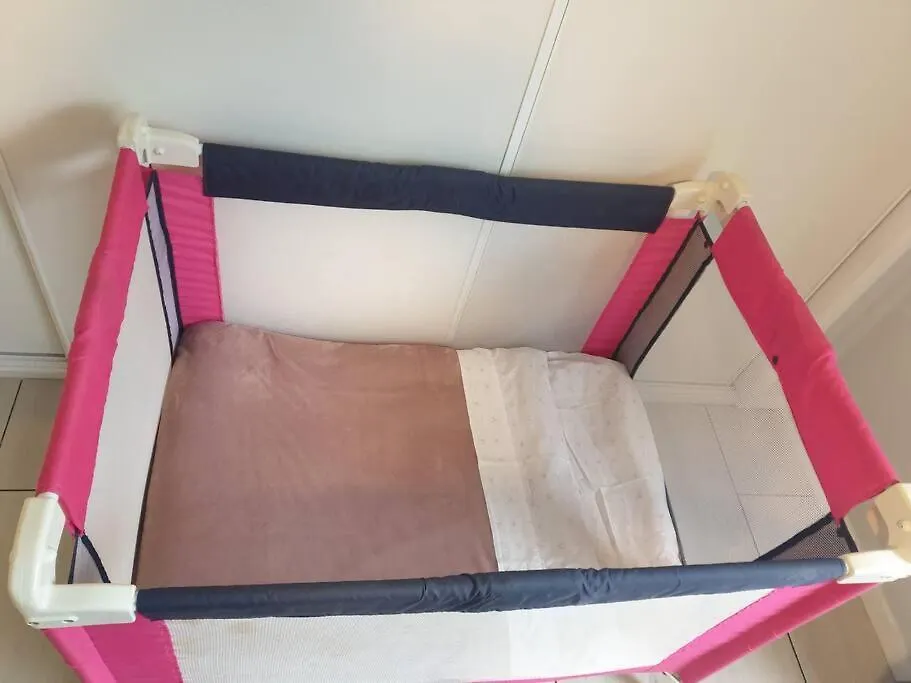 Apartment Pet Friendly & Spacious Two Bedroom Guest Unit Caloundra Australia
